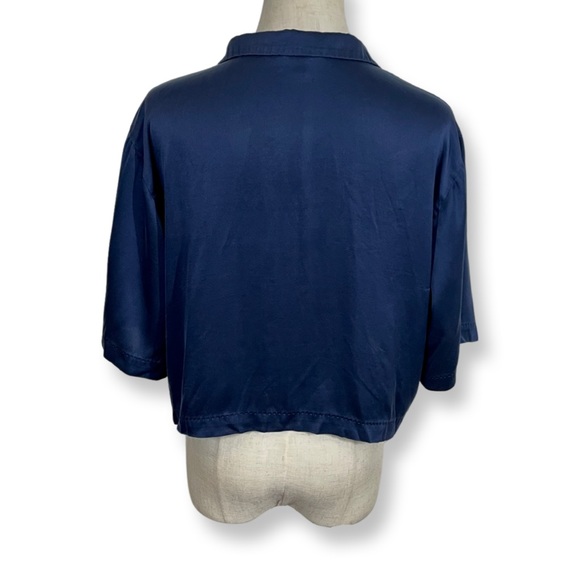 Lunya Washable Silk Cropped Button Down Pajama Lounge Top in Deep Blue - Picture 7 of 14